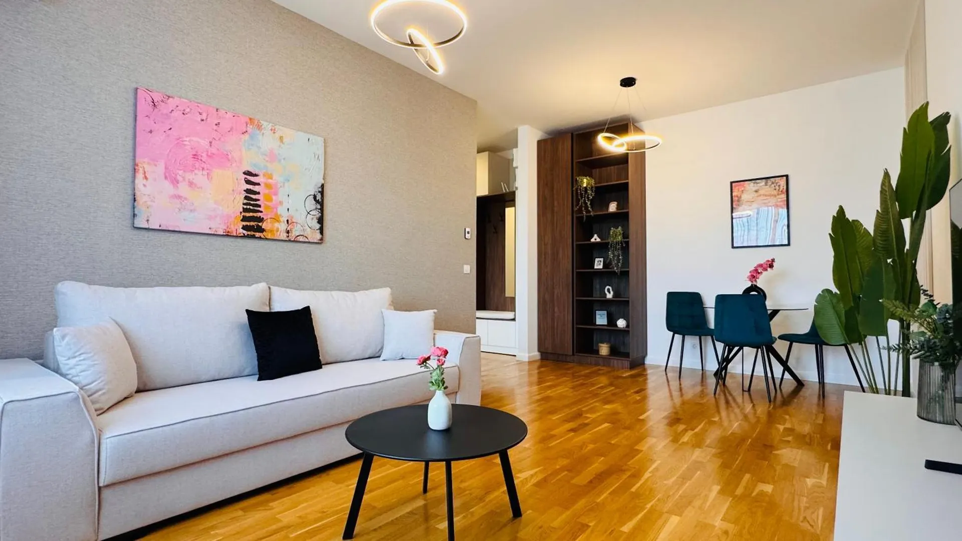 MISS SUNSHINE Romexpo 2-Bedroom&Free Parking Bucarest Appartamento