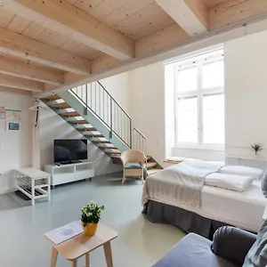 Vorgarten - Central, New And Stylish For Your Comfortable In דירה וינה