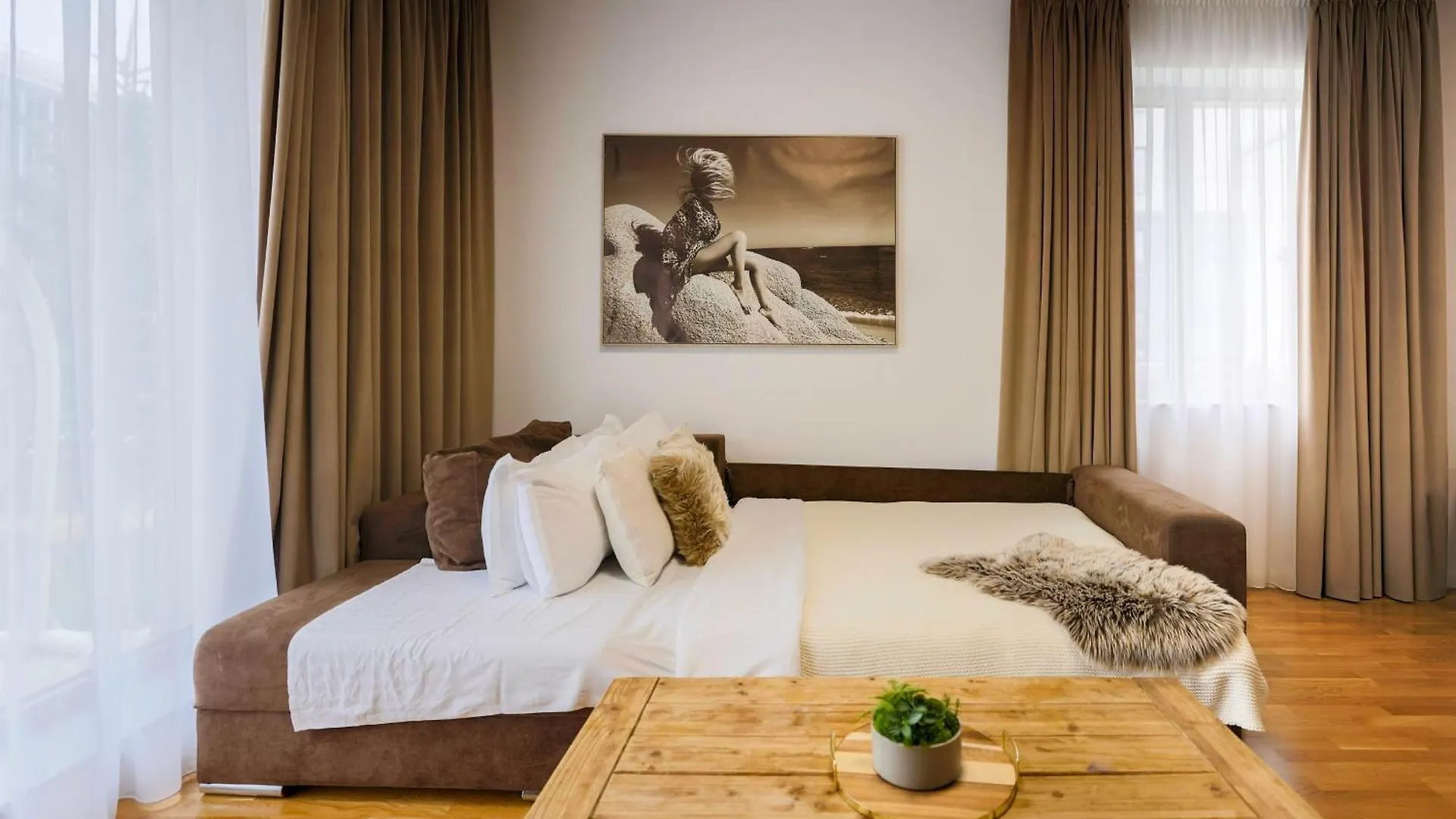 Apartamento Ultimate Living Experience - Modern Accommodation & Free Parking Near Romexpo Bucarest