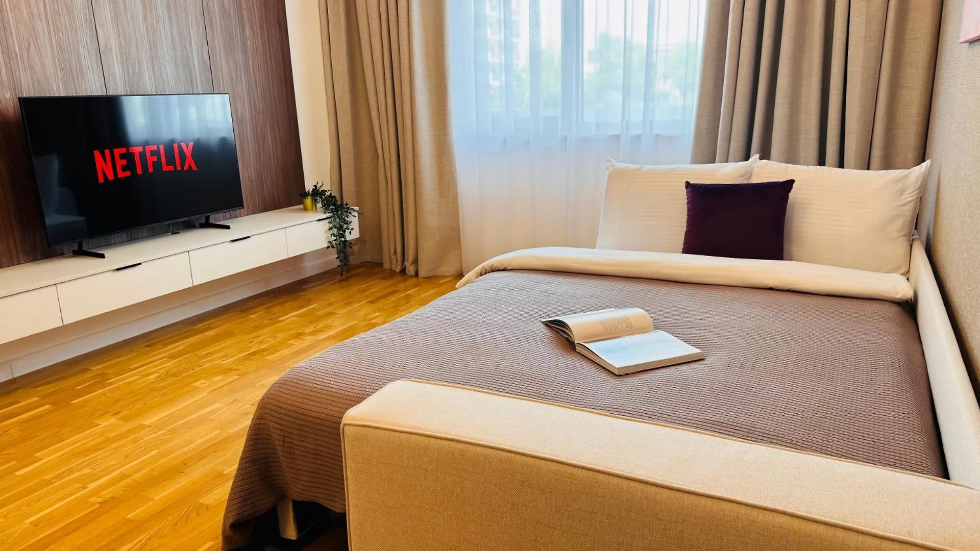 Ultimate Living Experience - Modern Accommodation & Free Parking Near Romexpo Bucarest Apartamento