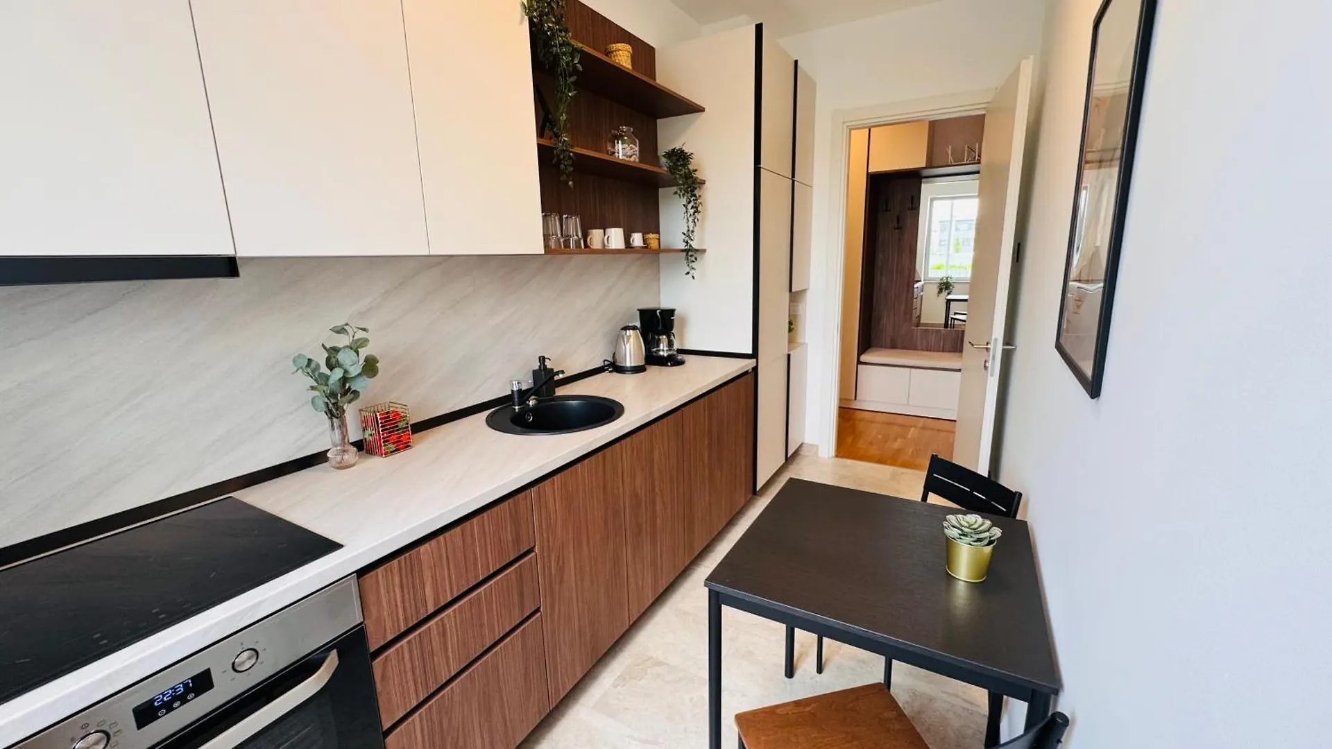 Ultimate Living Experience - Modern Accommodation & Free Parking Near Romexpo Bucarest Apartamento