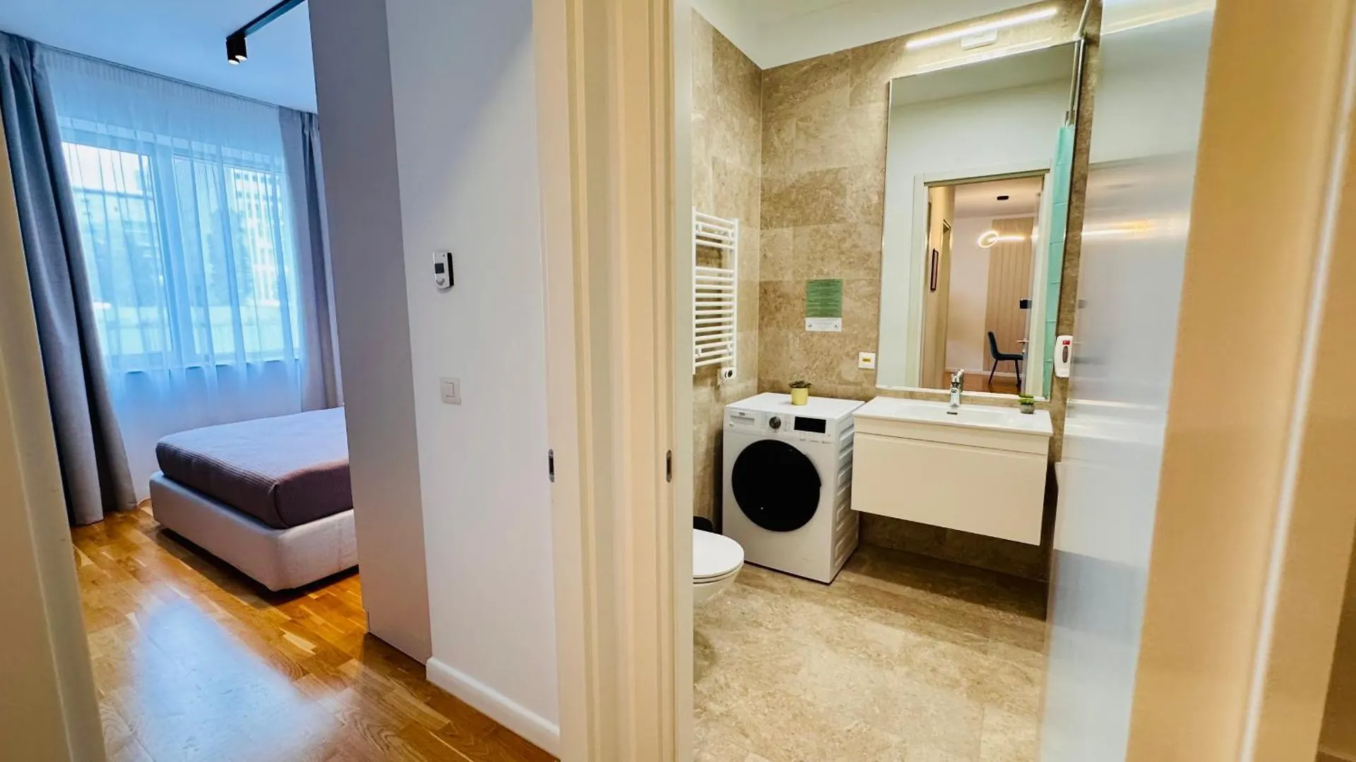 Ultimate Living Experience - Modern Accommodation & Free Parking Near Romexpo Bucarest 0*,  Rumanía